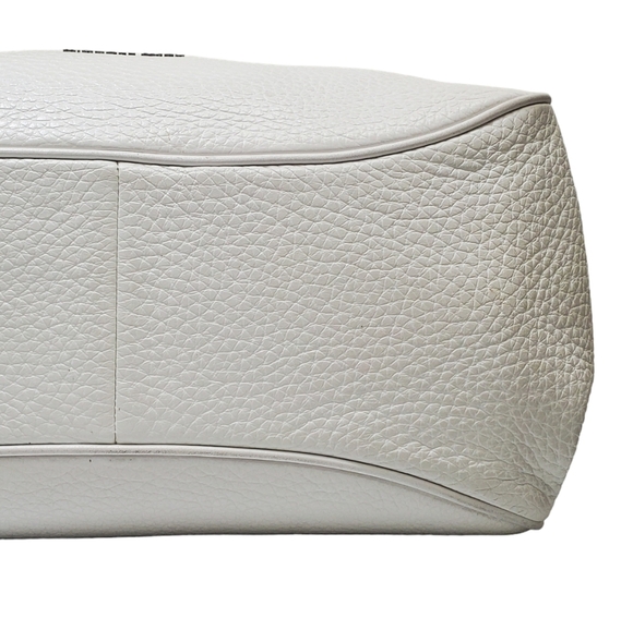 MICHAEL KORS Dalia Pebbled Leather Shoulder Bag in White - Picture 8 of 10